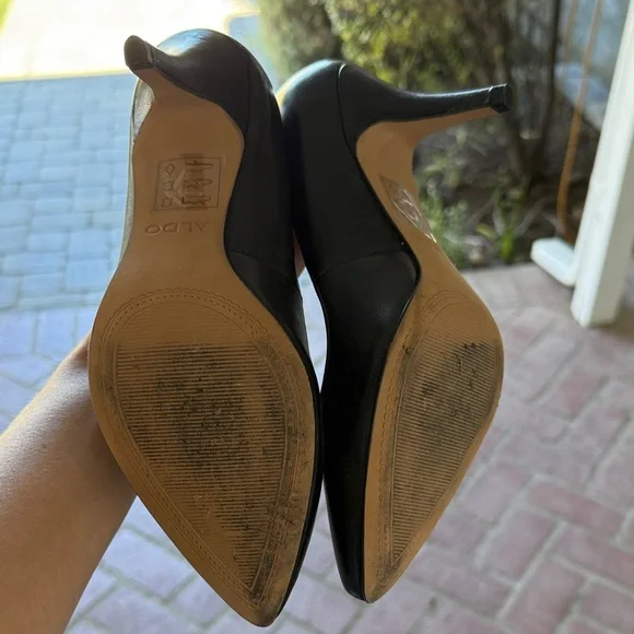 Aldo Classic Black Heels - Picture 3 of 3